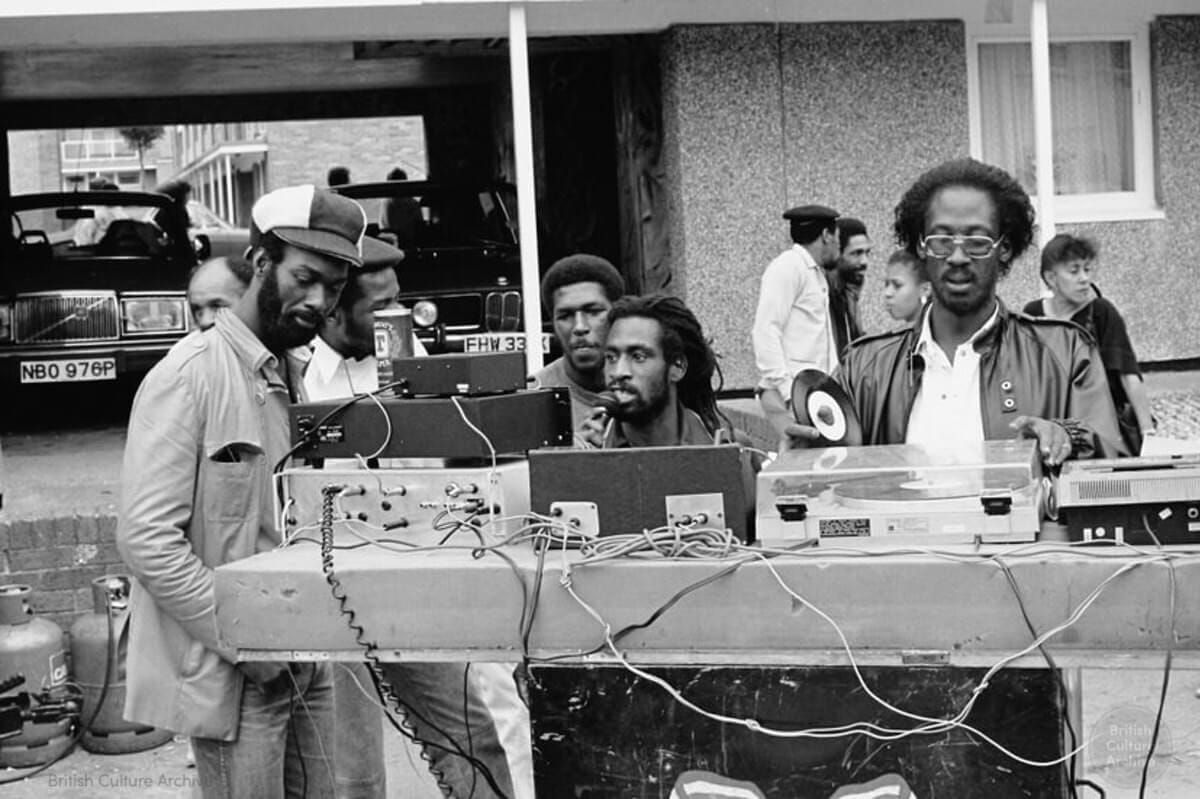 Bristol Sound, трип-хоп и Massive Attack: как Бристоль стал музыкальной столицей Британии