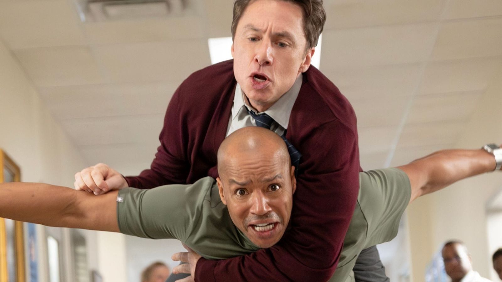 Кадр из сериала «Клиника»