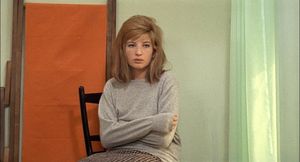 Кадр из фильма «Красная пустыня»