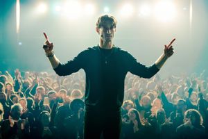 Кадр из фильма «Гуру»