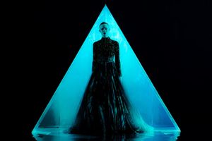 Кадр из фильма «Неоновый демон»