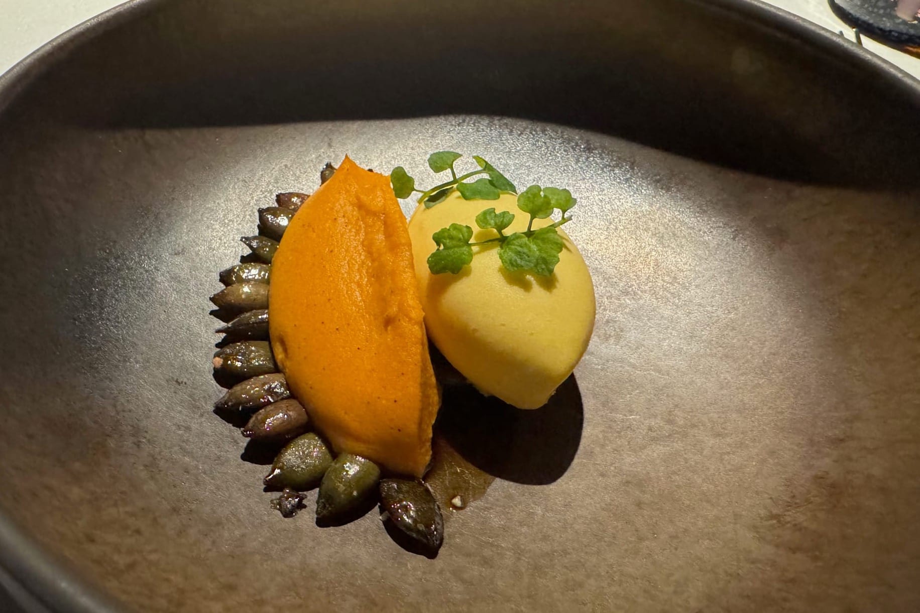 Charcoal pumpkin and mandarin sorbet - Smoked Room Madrid