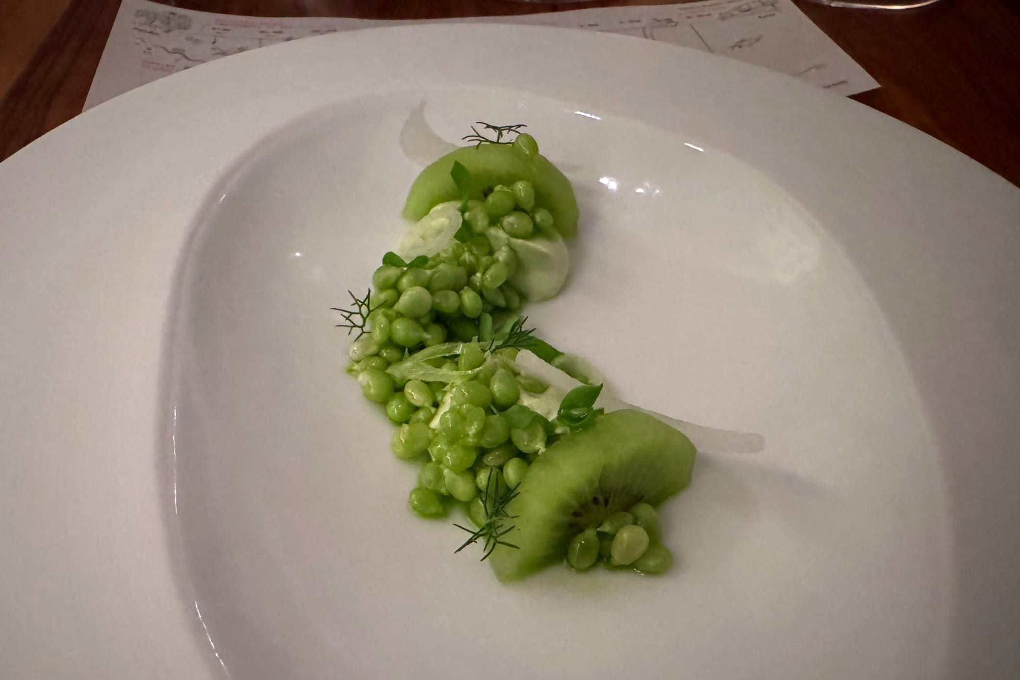 Peas and kiwi at Mirazur Menton