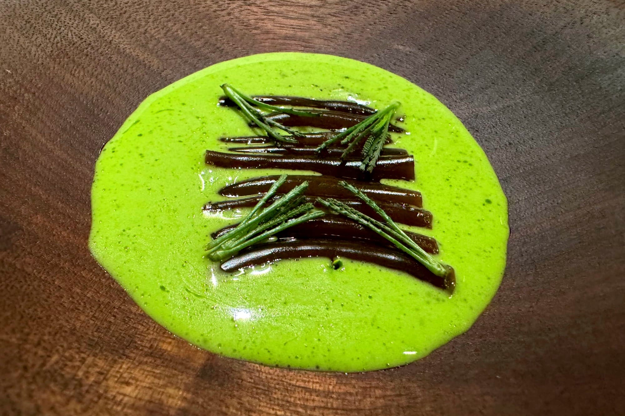 sea green beans and fine herbes at Aponiente