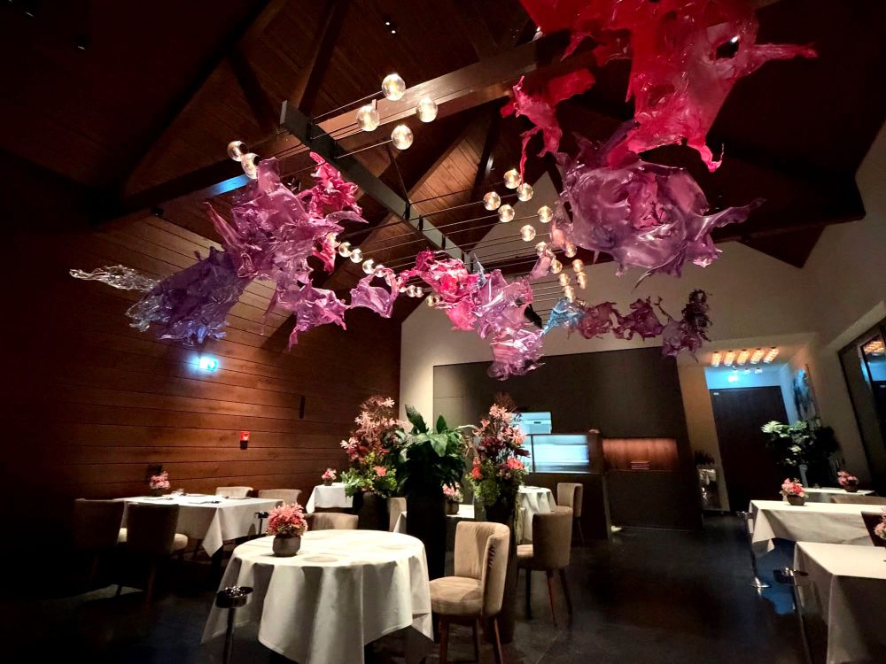interior of restaurant schwarzwaldstube baiersbronn