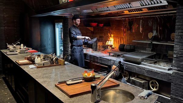 Open Fire Kitchen at Smoked Room Madrid