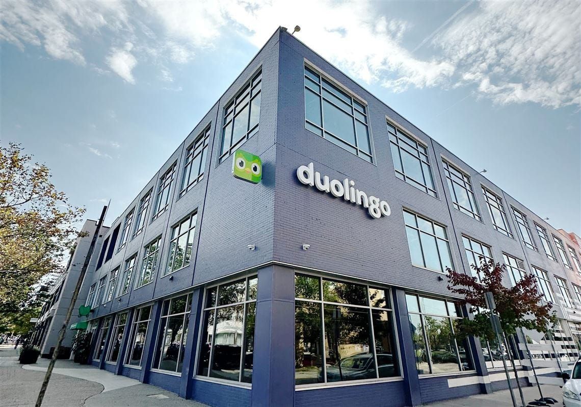Duolingo Shifts to AI Over Human Contractors