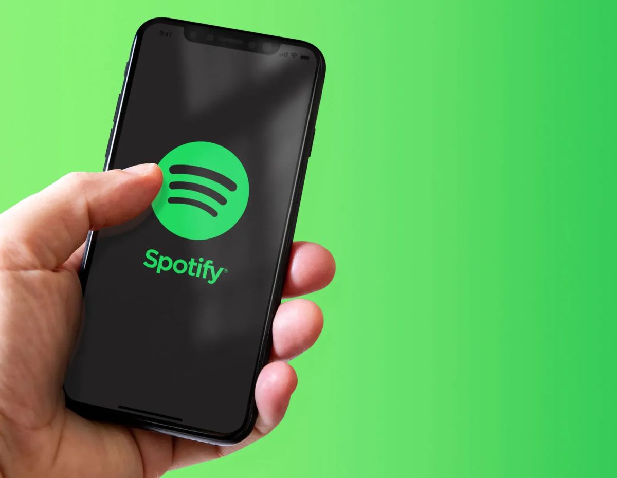Spotify Partners with Major Music Labels to Build ‘Artist-First’ AI Tools