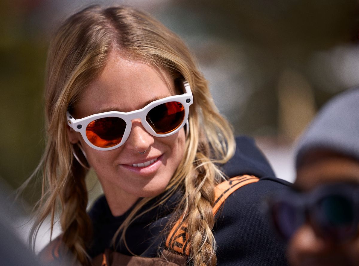 Meta Brings Oakley AI Smart Glasses to India With UPI Payments and Fitness-Focused Features