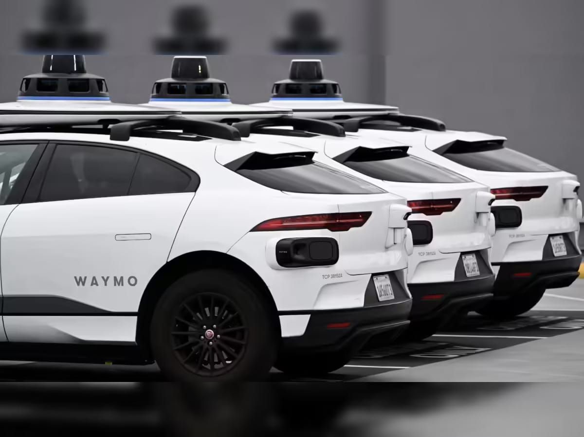 Waymo Says Overseas Operators Help Guide U.S. Robotaxis, Drawing Scrutiny