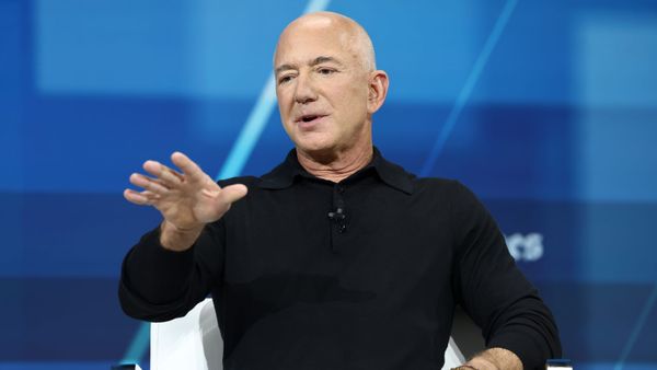 Jeff Bezos' Project Prometheus Acquires AI Agent Startup General Agents to Advance Manufacturing Automation