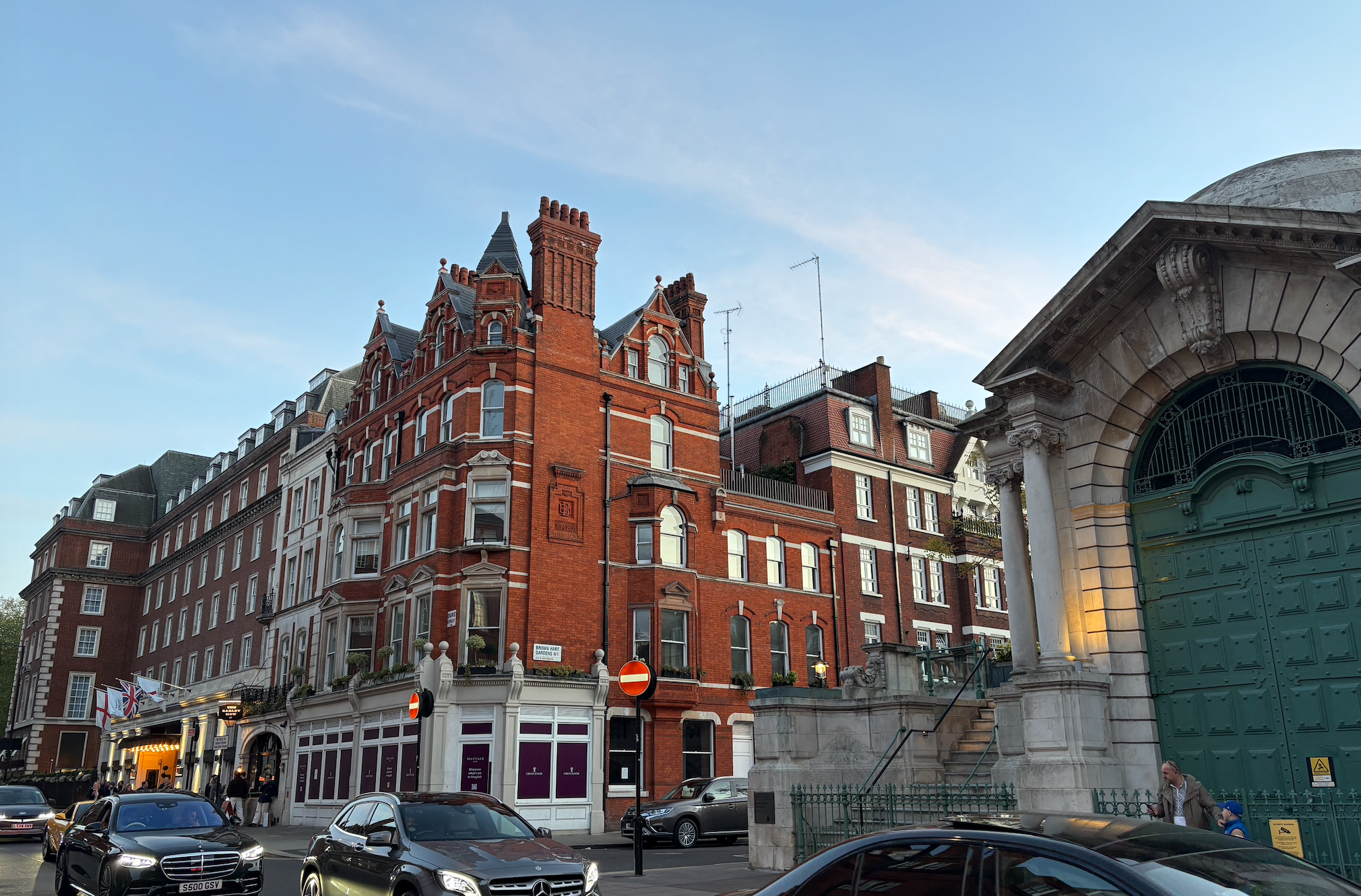 歐洲旅遊 - 倫敦自由行（上）：自然歷史博物館、大笨鐘、倫敦眼、Piccadilly Circus 和 SOHO 區！
