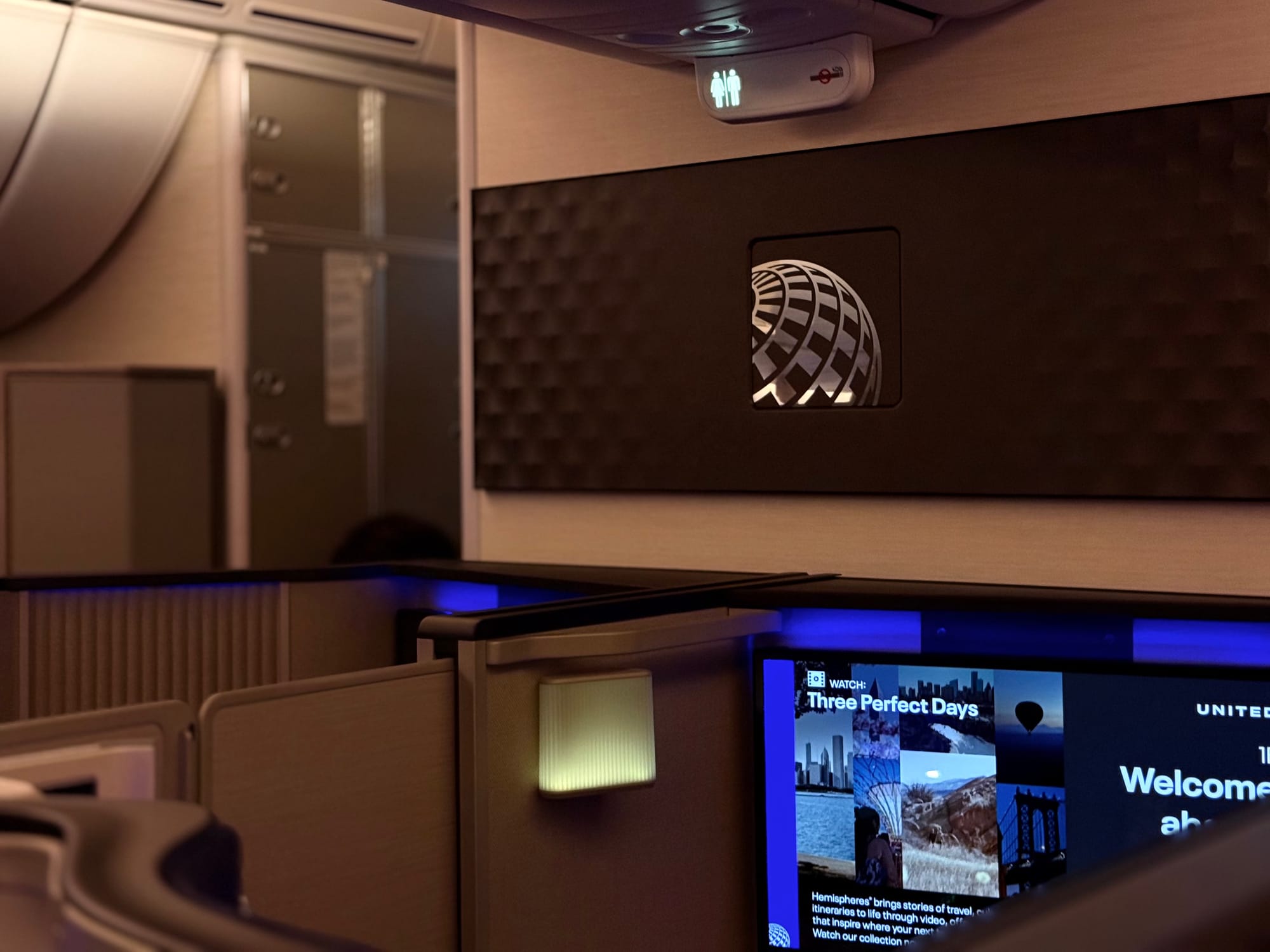 Welcome screen and quilted panel in United Polaris 2.0