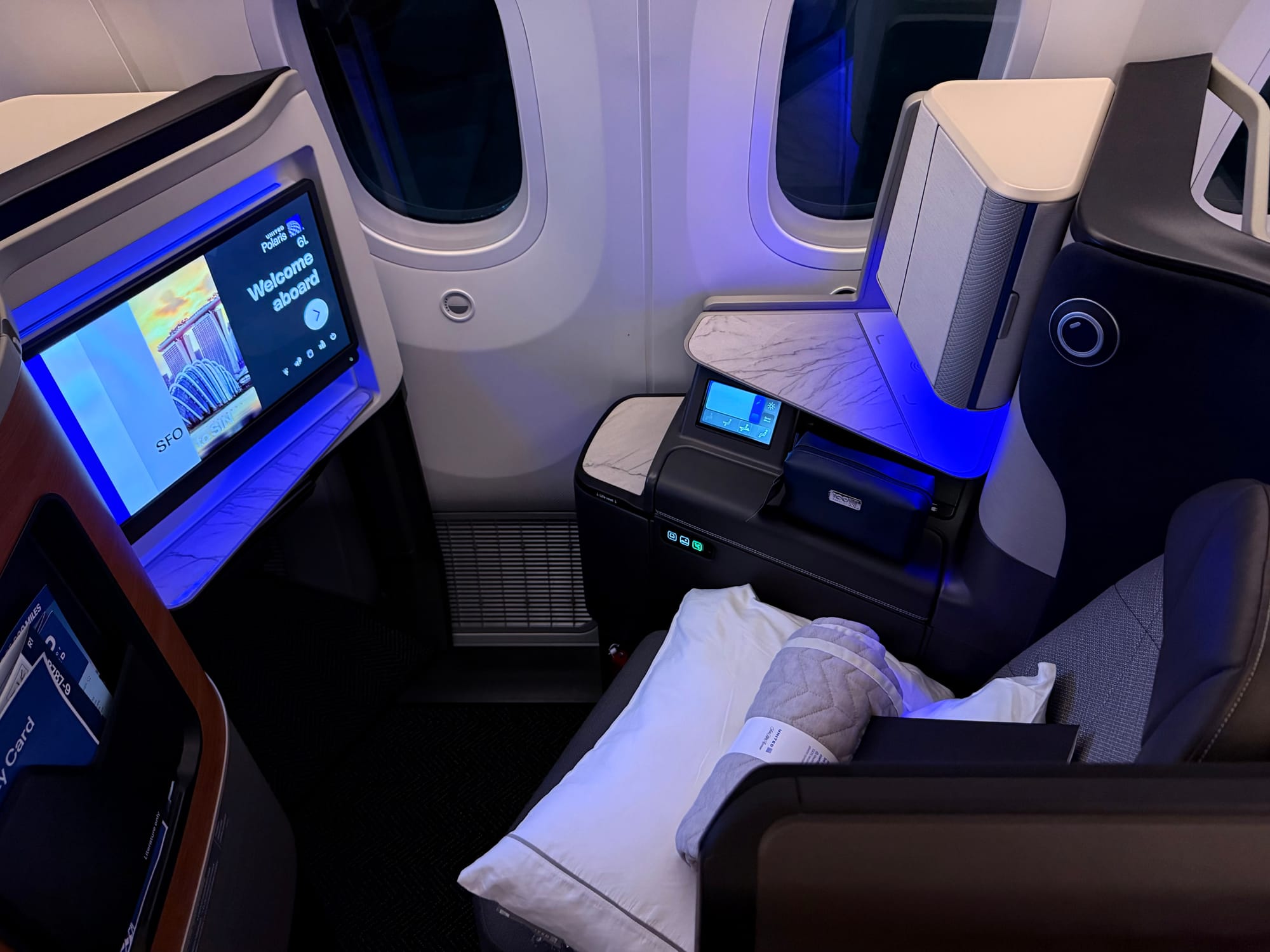United Polaris 2.0 business class on the Boeing 787-9, UA1 San Francisco to Singapore: 4K OLED entertainment screen at the window seat