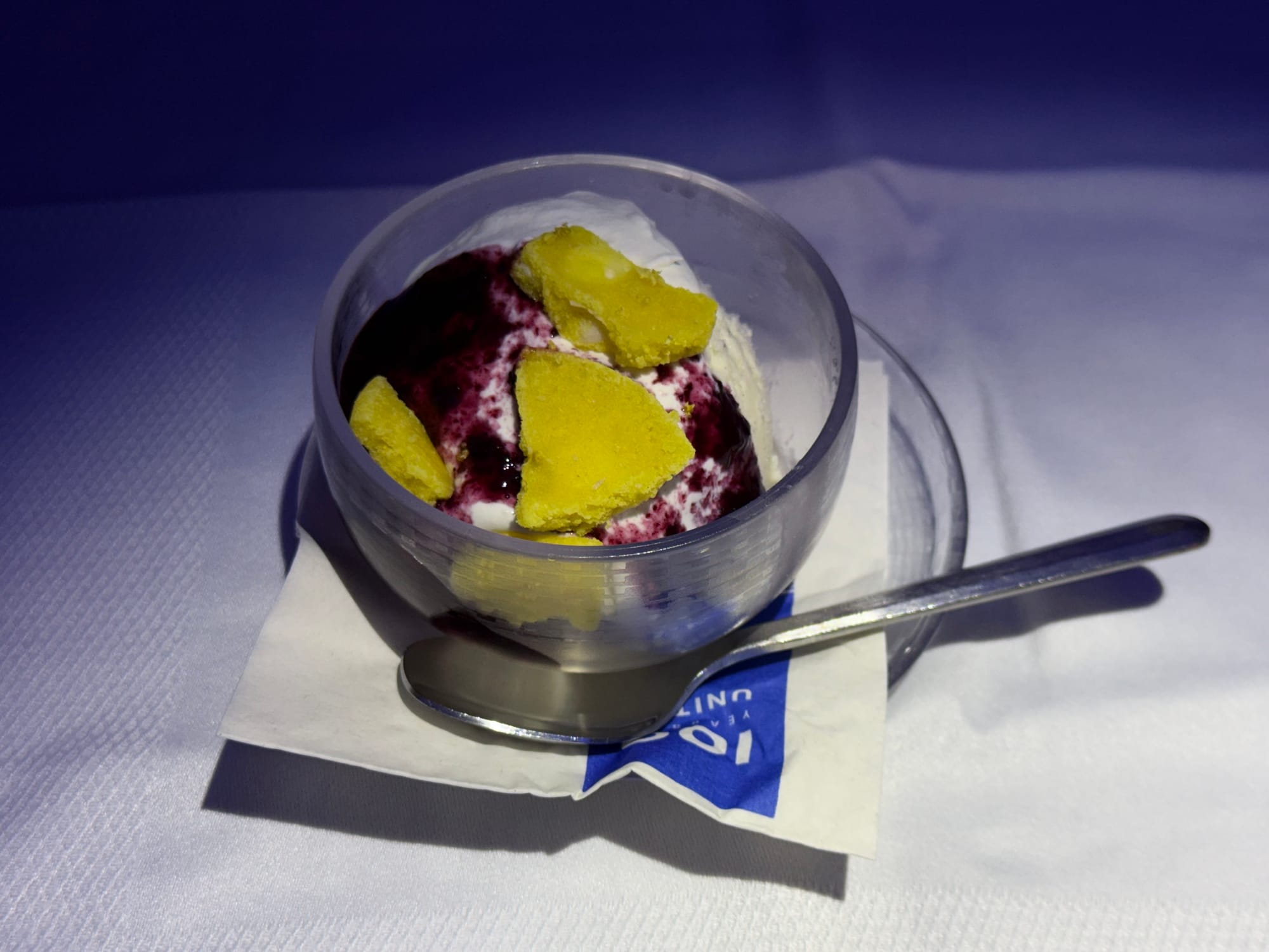 Ice cream sundae dessert in United Polaris