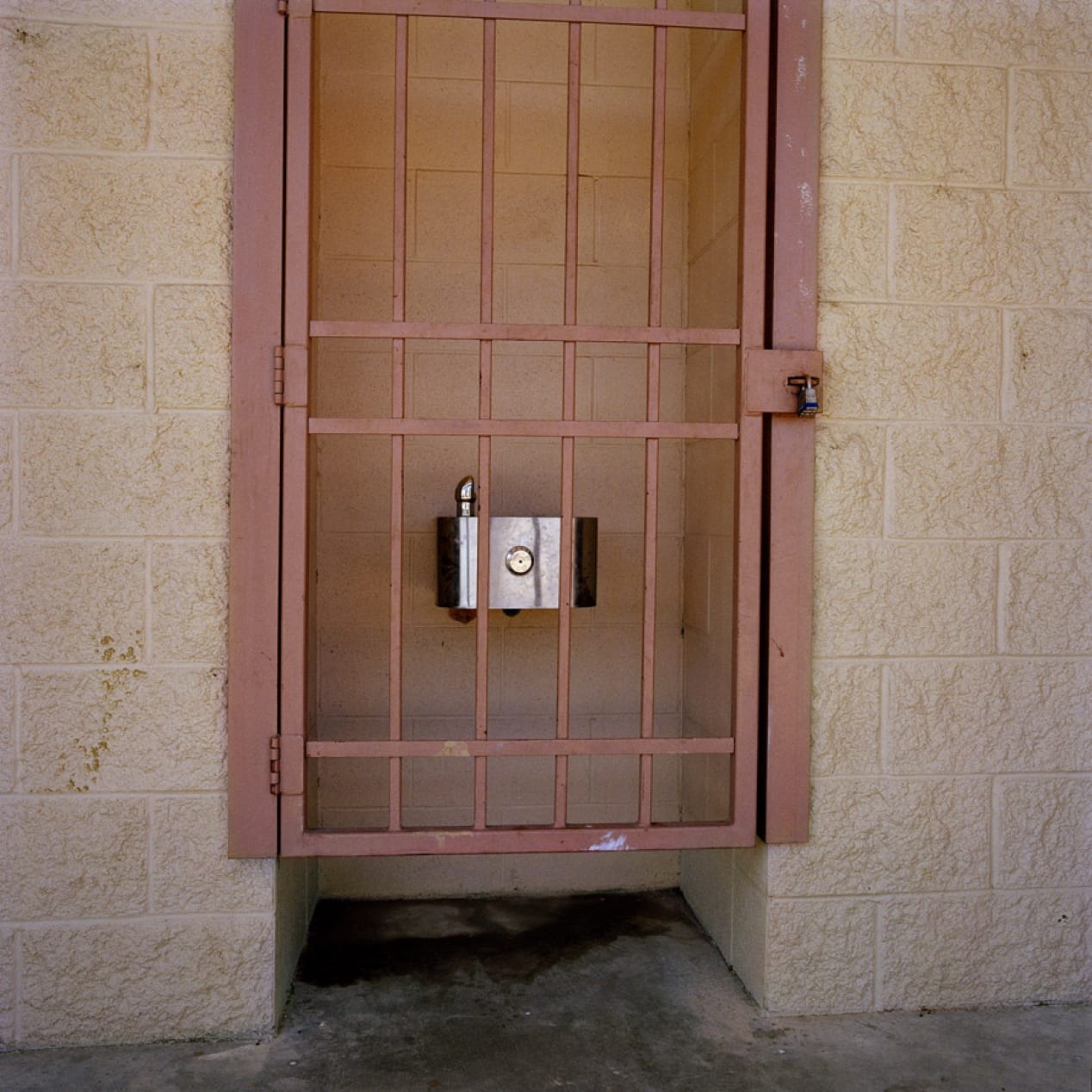 Past Exhibitions: Phil Bergerson — Photographs of America