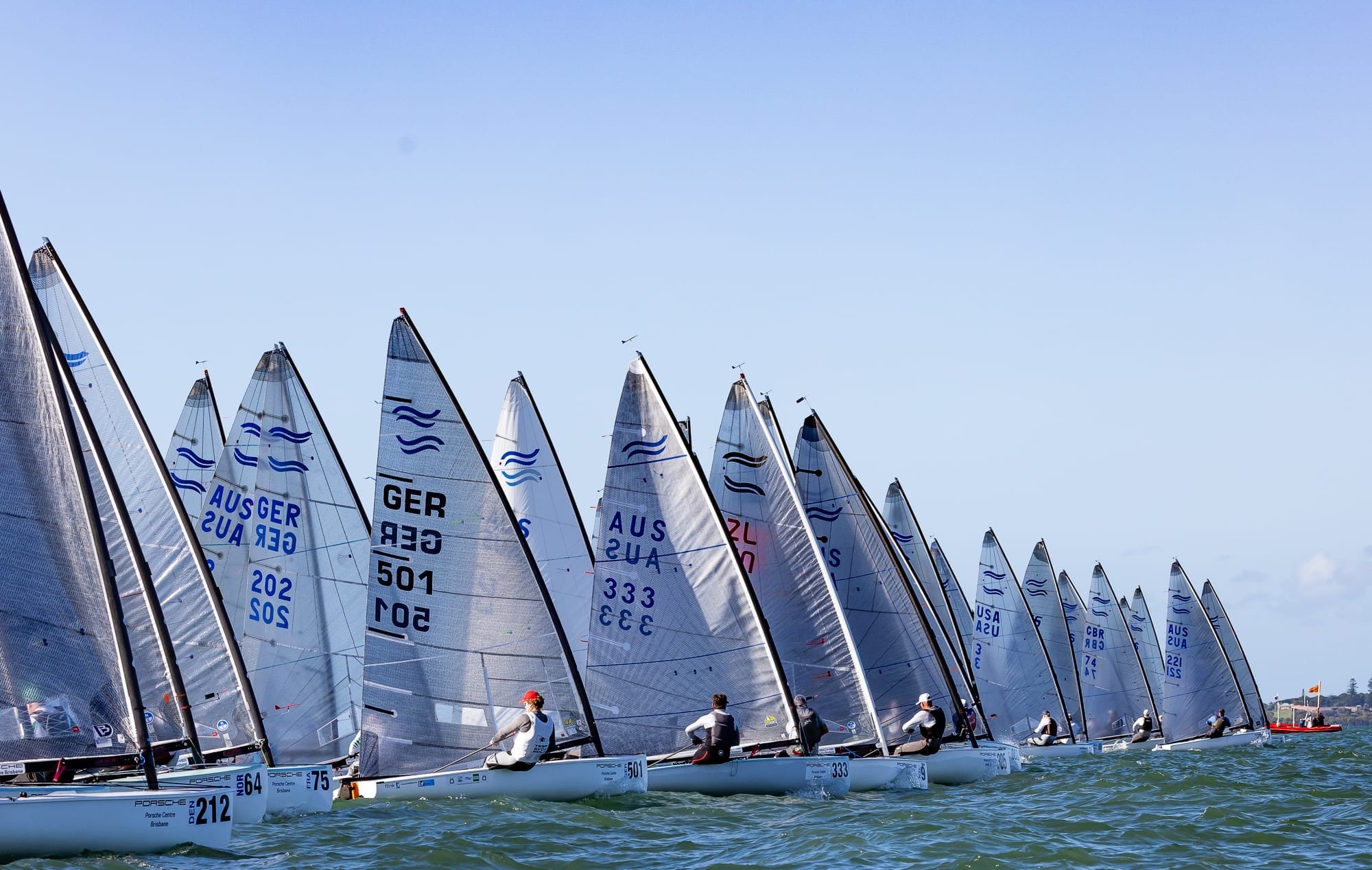 Casey holds the lead after mixed day in Brisbane