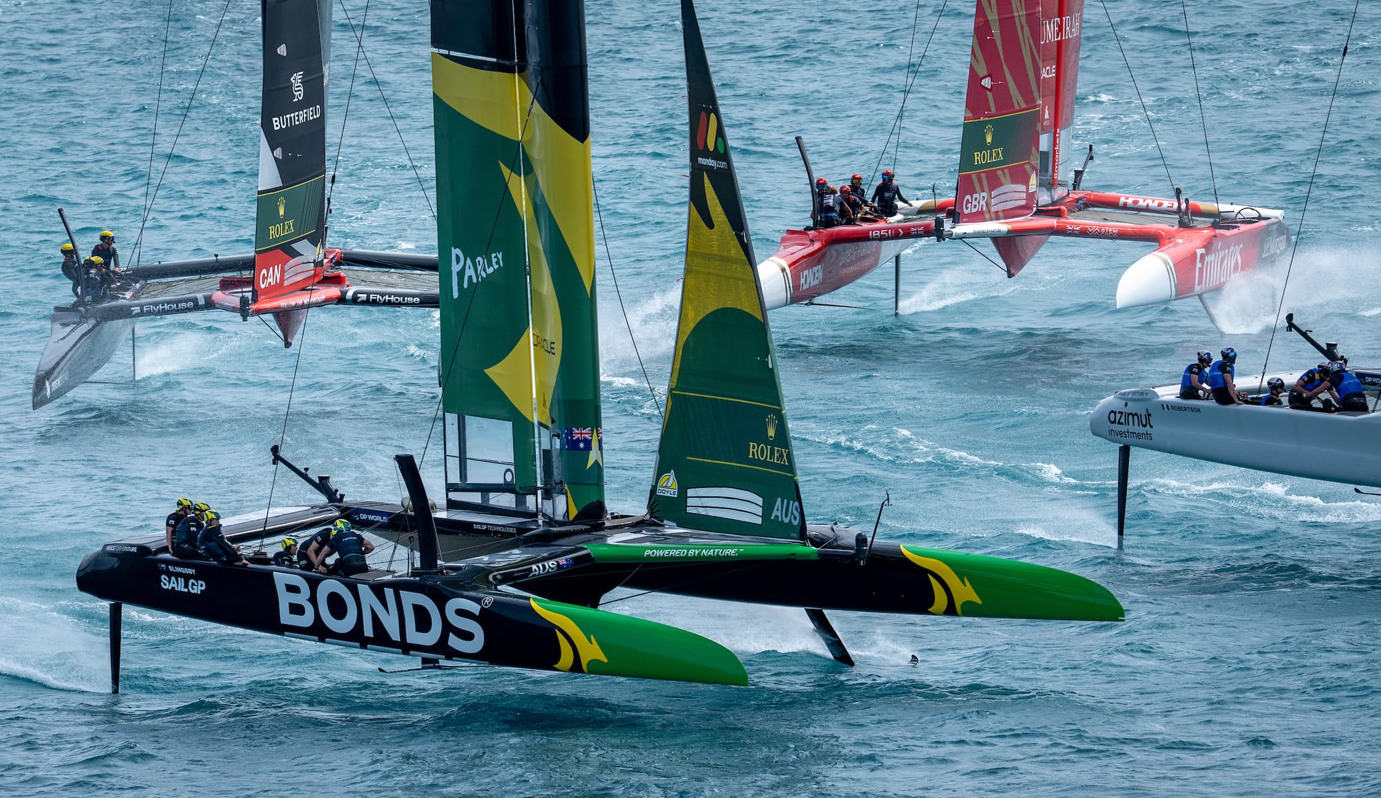 Australia and Spain tied at the top after dramatic opening day in Bermuda