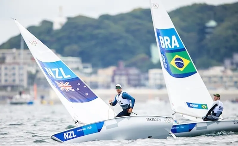 Regatta routines of elite sailors