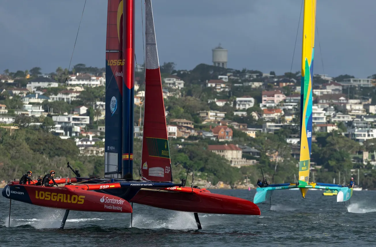 Los Gallos impress in Sydney Harbour 'twilight zone' conditions