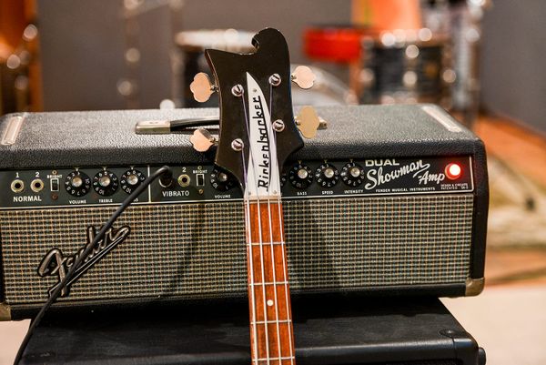 Fender Dual Showman amp and Rickenbacker bass in Boulevard Recording's tracking room
