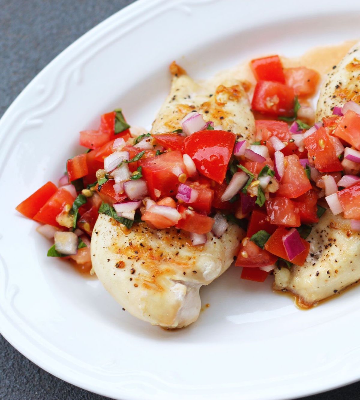 10 Mediterranean Diet Approved Recipes to Add to Your Meal Plan - Grilled Bruschetta Chicken