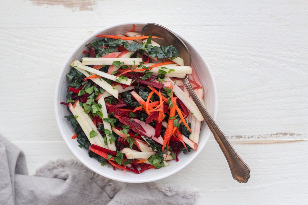 20 Healthy Fall & Thanksgiving Meal Ideas Your Clients Will Love: Apple, Beet & Carrot Slaw