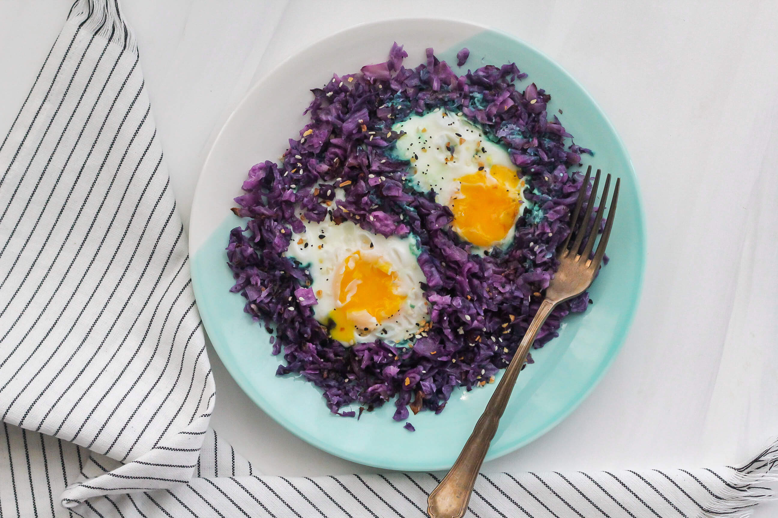5 Ingredient Meal Ideas Your Clients Will Love: Cabbage Egg Nests