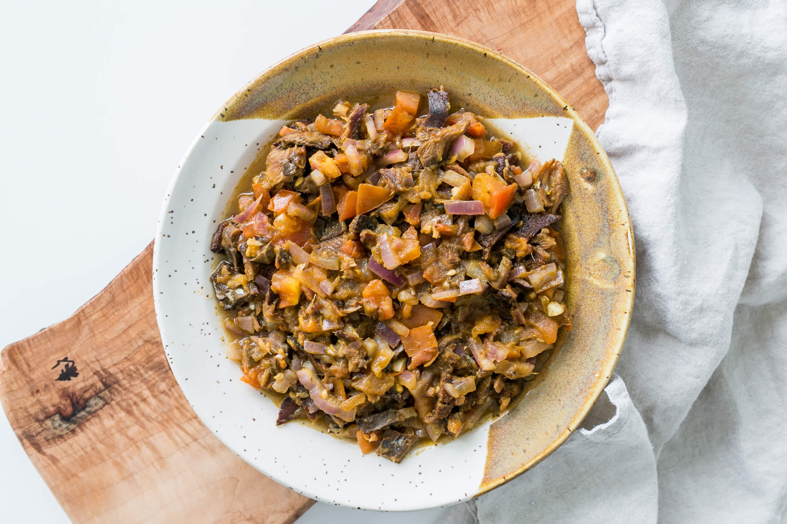 Healthy $4 Dinners to Add to Your Client's Meal Plan: Caribbean Smoked Herring 