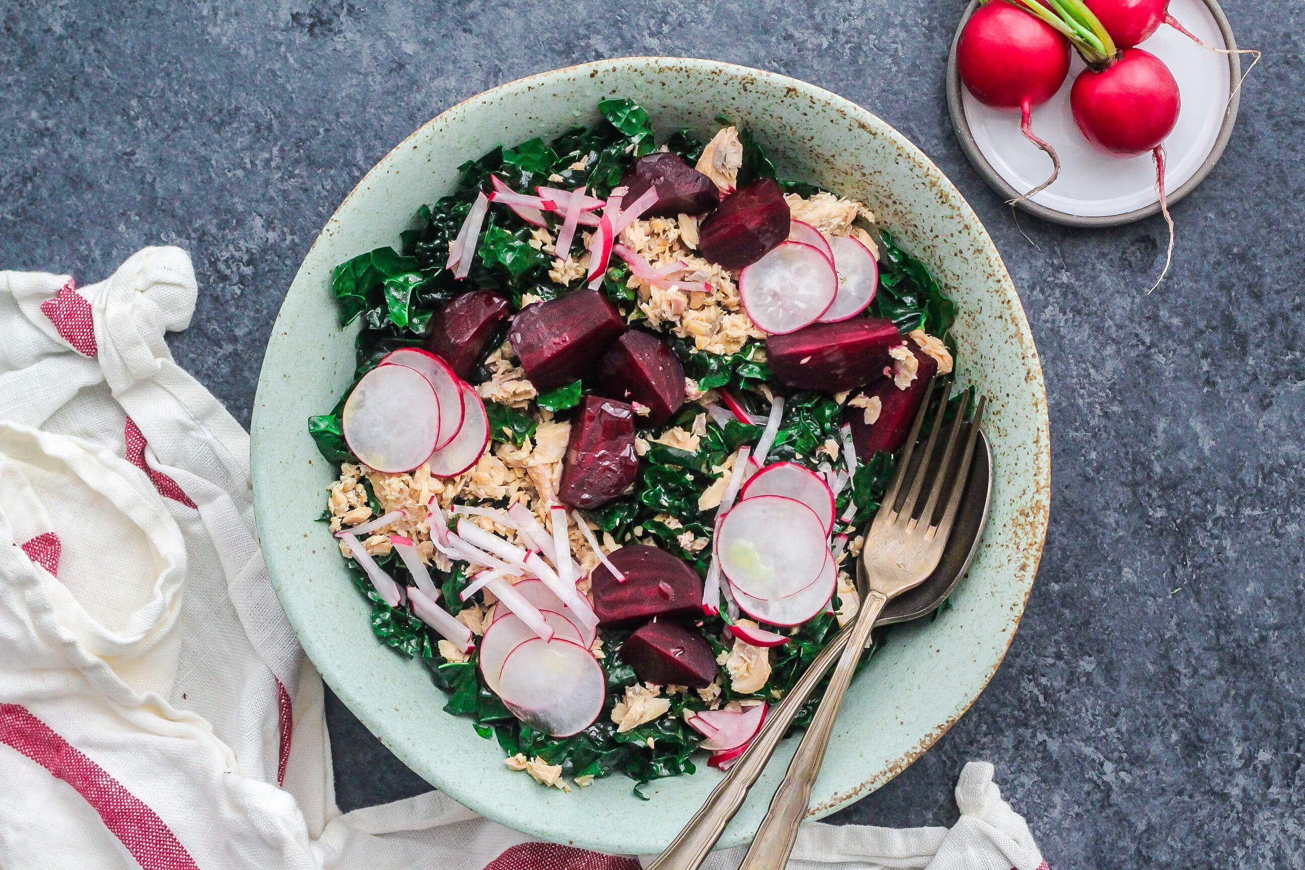 20 Specific Carbohydrate Diet Meals to Help Clients With Inflammatory Bowel Disease: Kale, Salmon & Beet Salad
