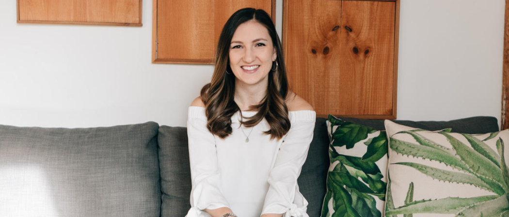 How to Create & Sell A Profitable Online Nutrition Course with Krista Kolodziejzyk