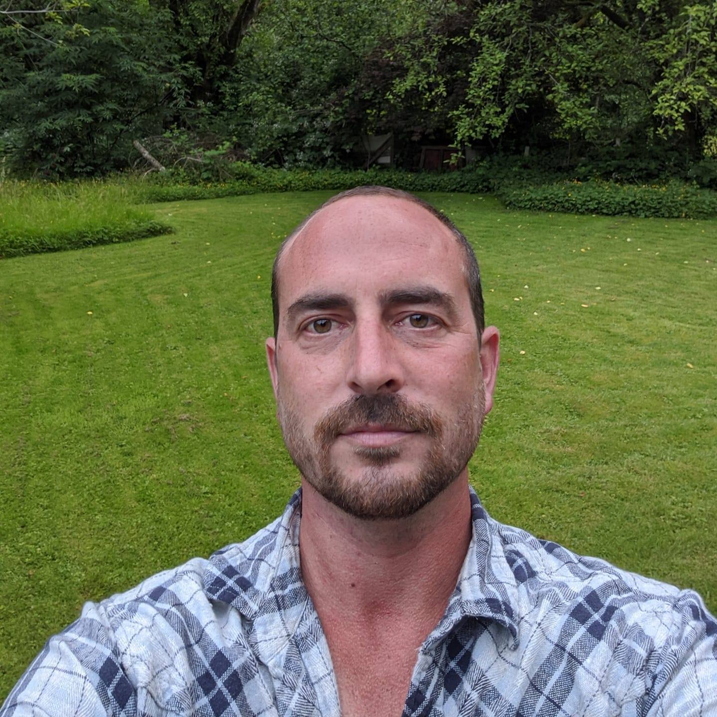 DIY Lawn Care Delivered To Your Door - MyLawn.Care