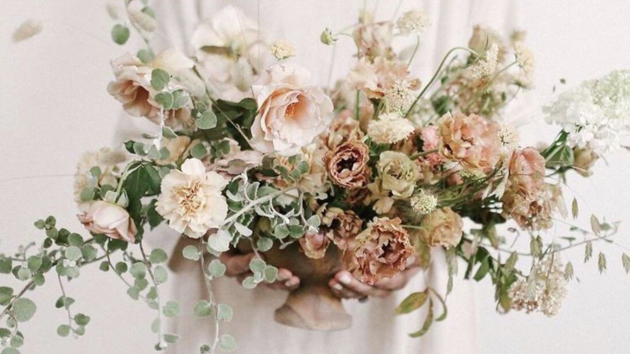 Custom Everyday Flowers from Southeast Manitoba - Little Flower Shop
