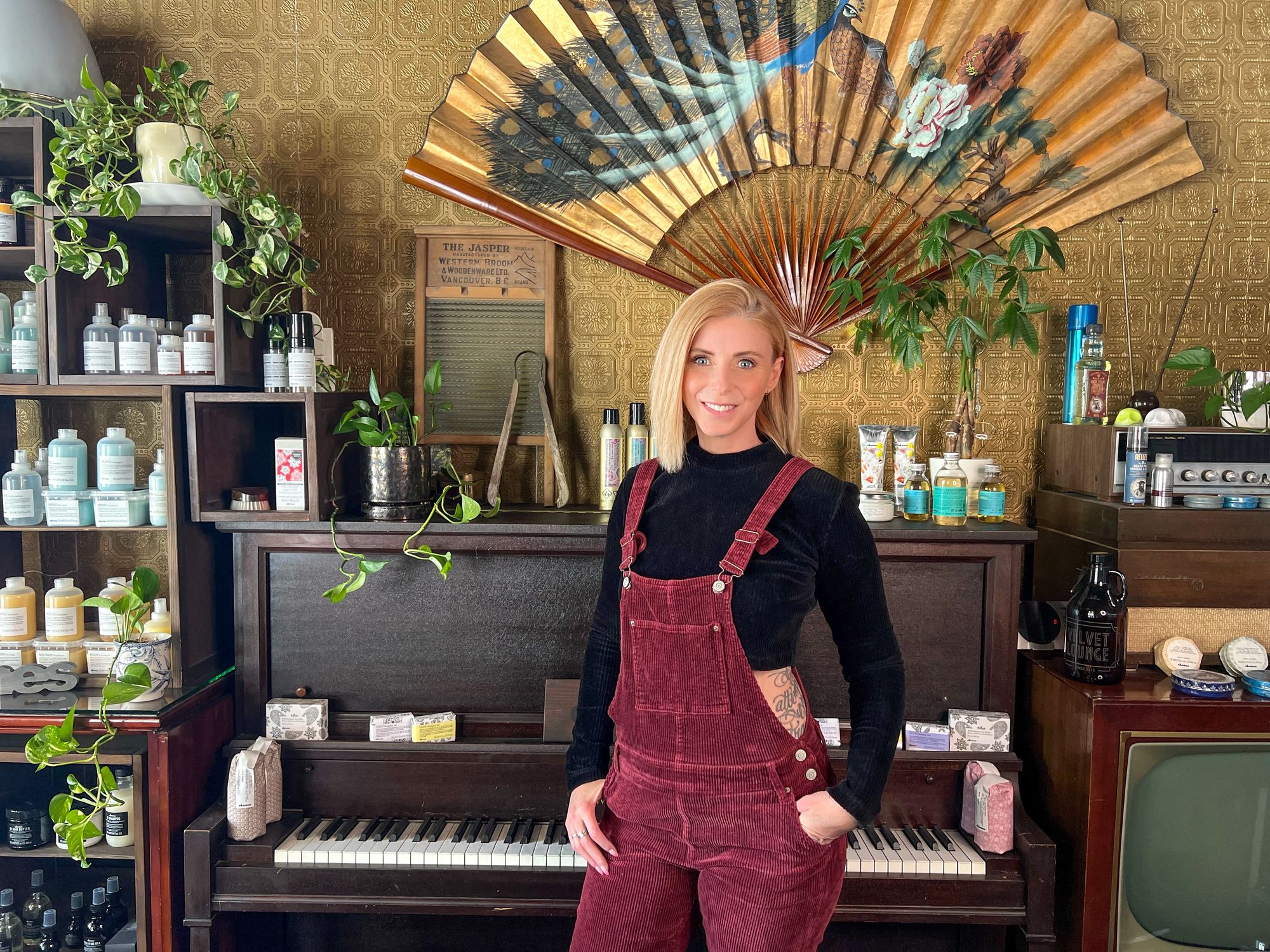 Walking in & Feeling Comfortable - Velvet Lounge Hair Parlour