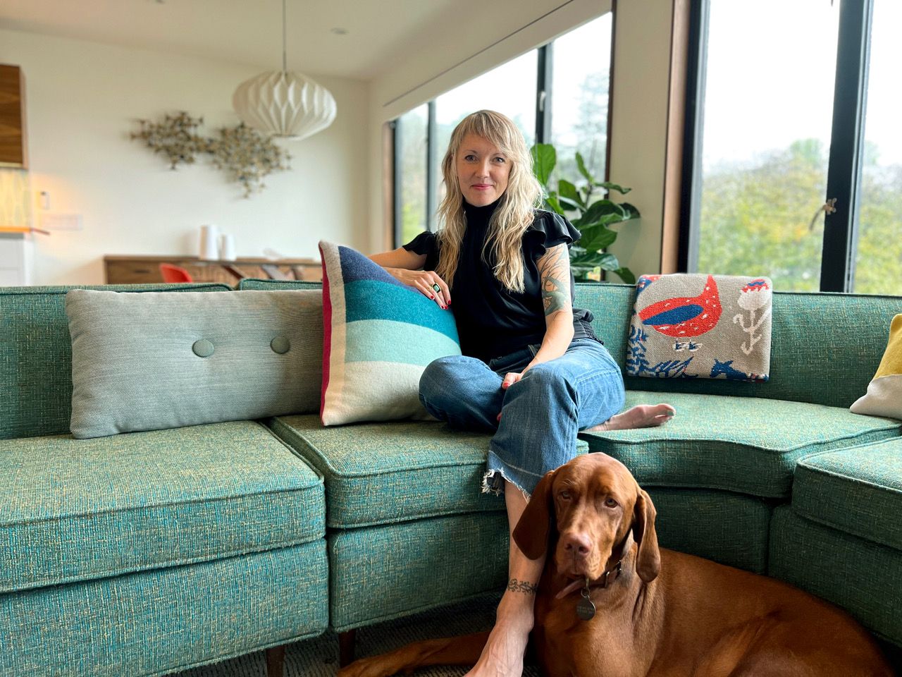 Creating a New Experience in Fine Jewelry - Cast