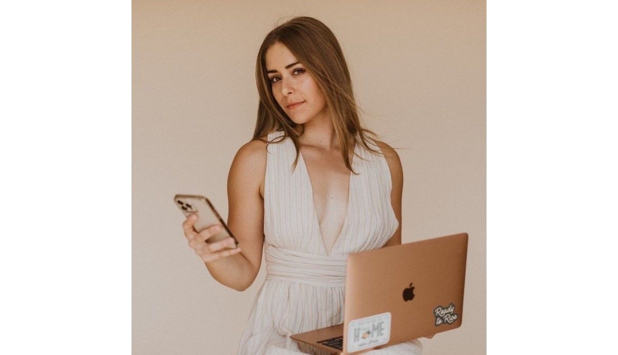 Kassidy Lynne Social Media Management - Kassidy Owen