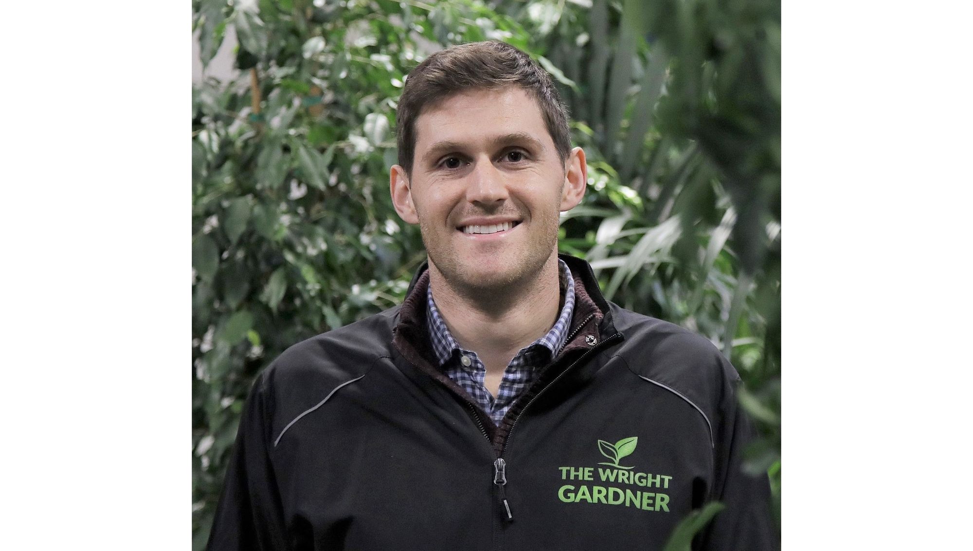 Custom Designs & Guaranteed Care - The Wright Gardner