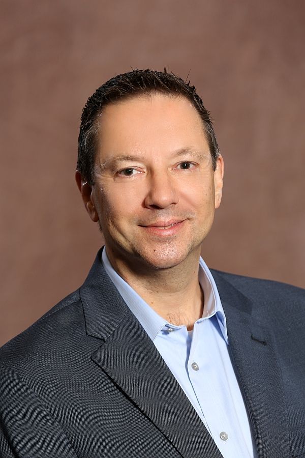 Become Your Customers’ Go-to Brand - Brandtelling