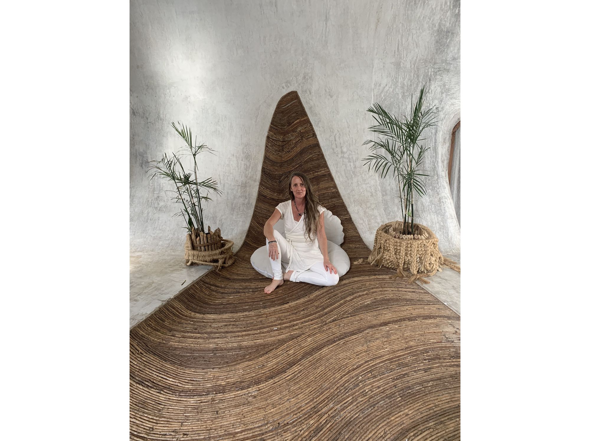 Comfort & Style Transitioning - Zen Nomad