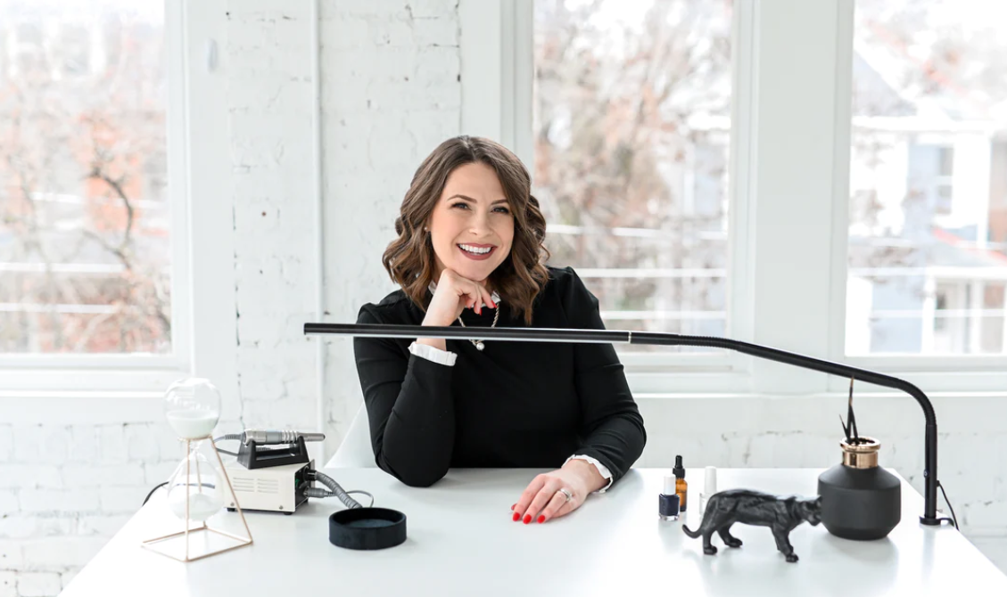 Premier Manicure Expert- Erica's ATA