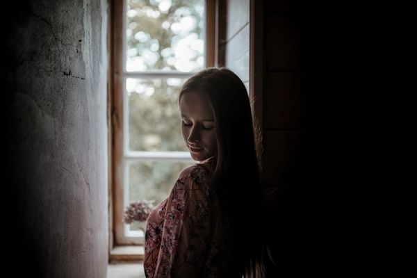 Ansiedade de tentante: por que tentar no escuro é a causa que ninguém te conta