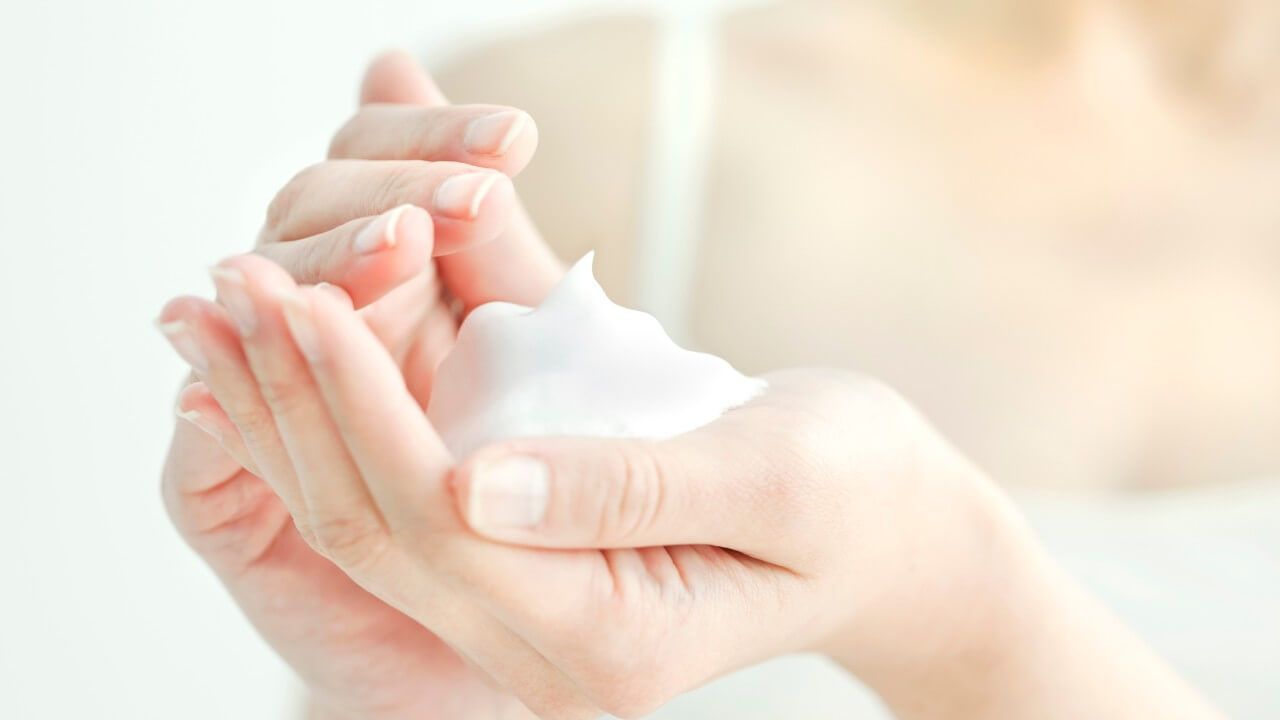 How to Properly Wash Your Face