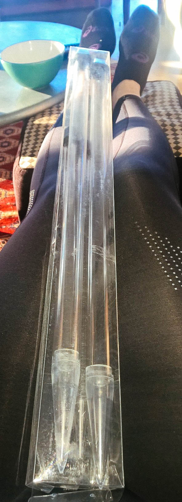 Big knitting needles (how do you even use these, Jayne?!)