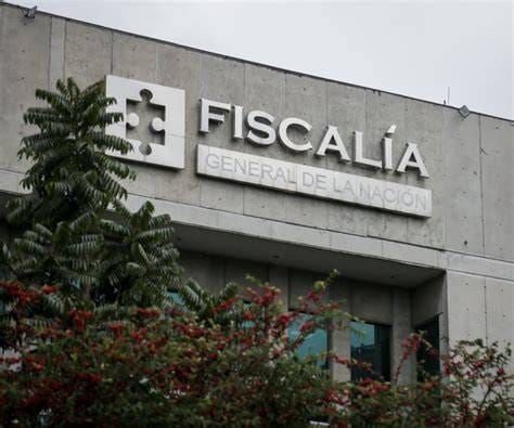Fiscalía General de la Nación regula la inteligencia artificial: claves de la nueva política de uso responsable