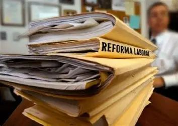 Decretos laborales en la mira: ¿Exceso reglamentario o desarrollo normativo?