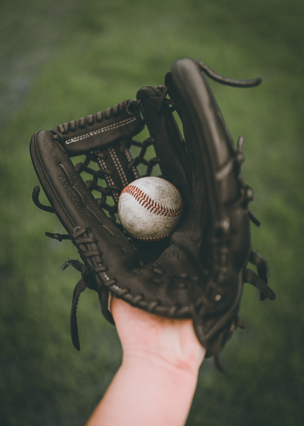 The Savvy Parent's Guide to the Best Kids Baseball Gloves