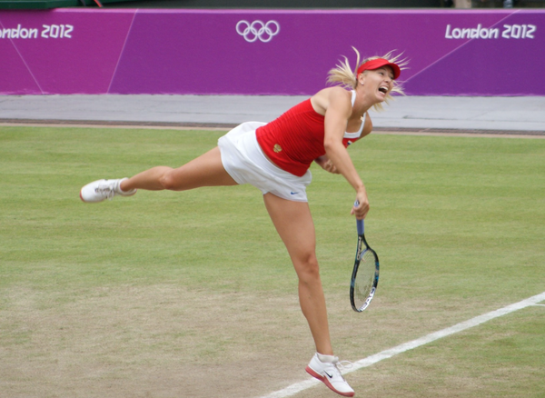 Best Tennis Rackets for Power so You Don't Waste Your Energy