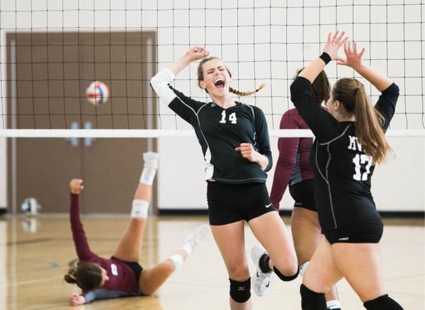Are you Wearing the Right Volleyball Protective Gear?