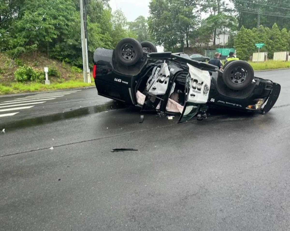 Waterford Police Cruiser Struck By Red Light Runner