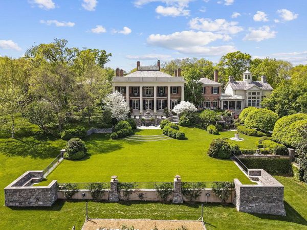 Kid Rock Calls 911 Over Death of Friend.